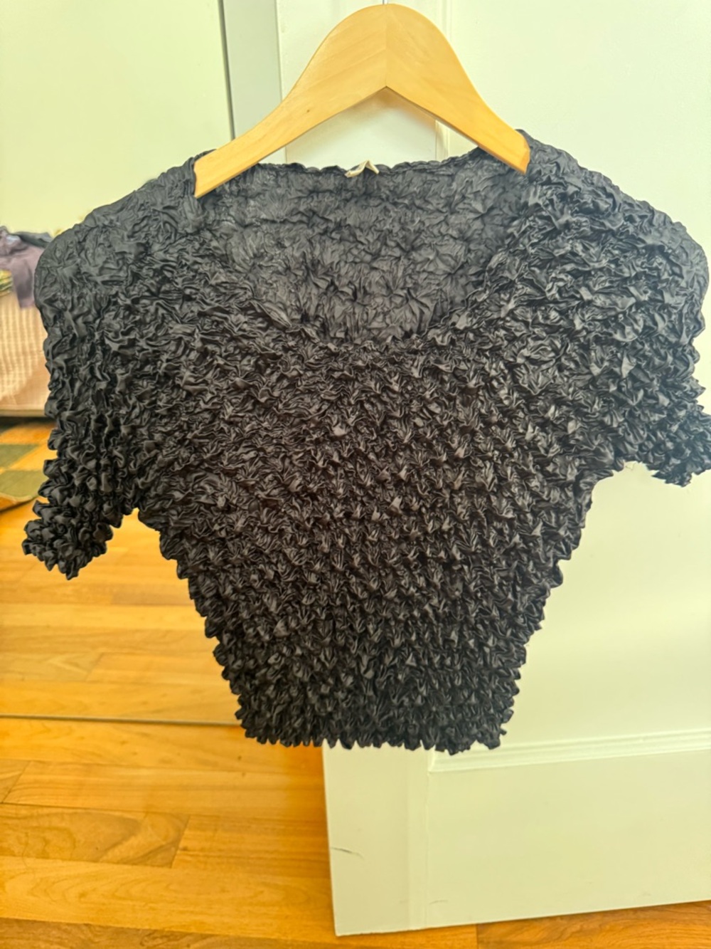 Black Popcorn Vintage Top